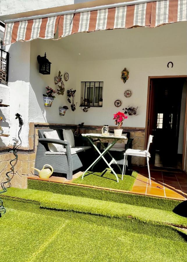 Like At Home Near Seville Montequinto Exterior foto