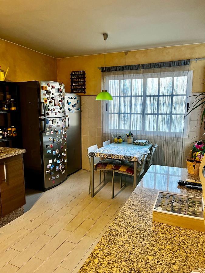 Like At Home Near Seville Montequinto Exterior foto